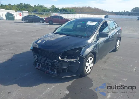 2016 Ford Focus S z USA, uszkodzony, nr VIN 1FADP3E25GL201335
